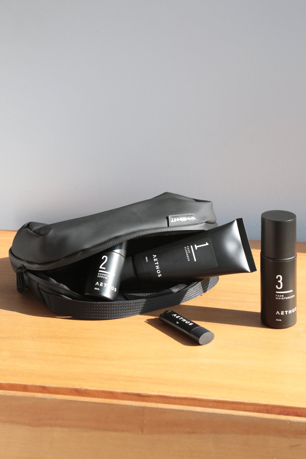 Kit Esencial + Neceser MENNT